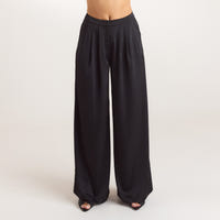 Satin Pleated Byxor - Svart