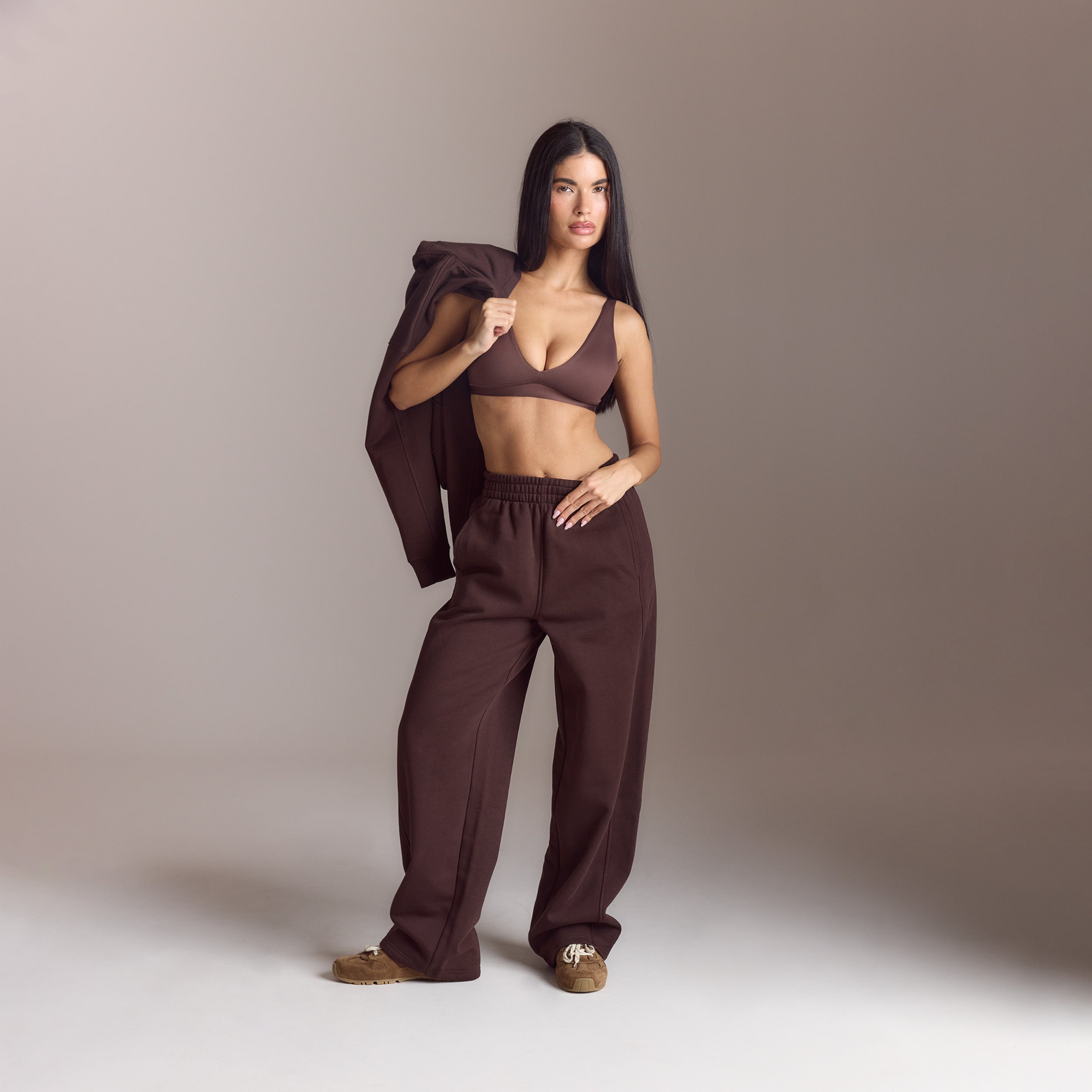 Lounge Living Joggingbyxor med Rakt Ben - Choklad