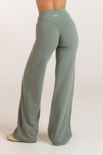 ContourSoft™ Leggings med rakt ben - Salviagrön