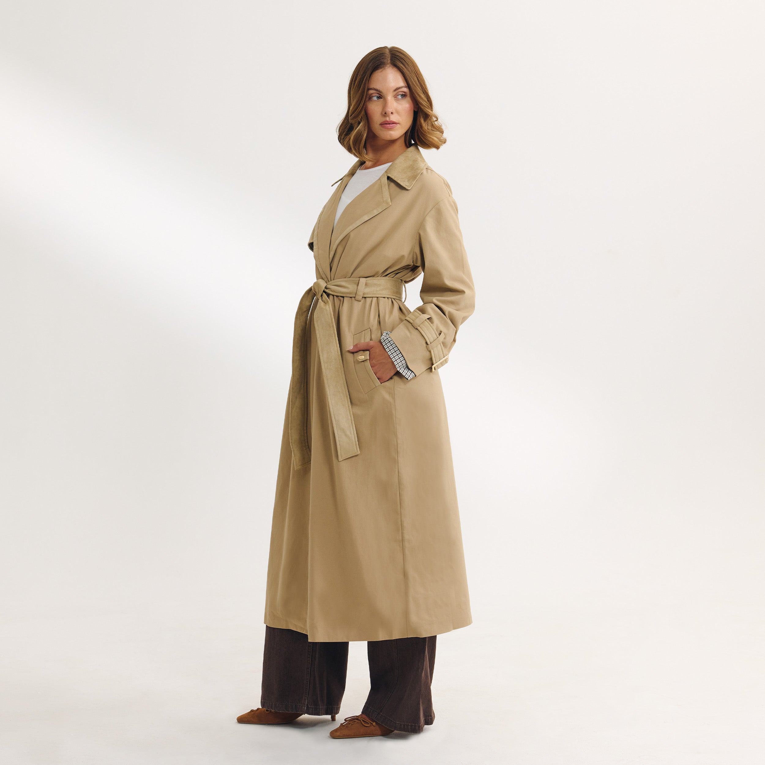 Suedette Trim Trenchcoat | Suedette Trim Trenchcoat - Sandfärgad