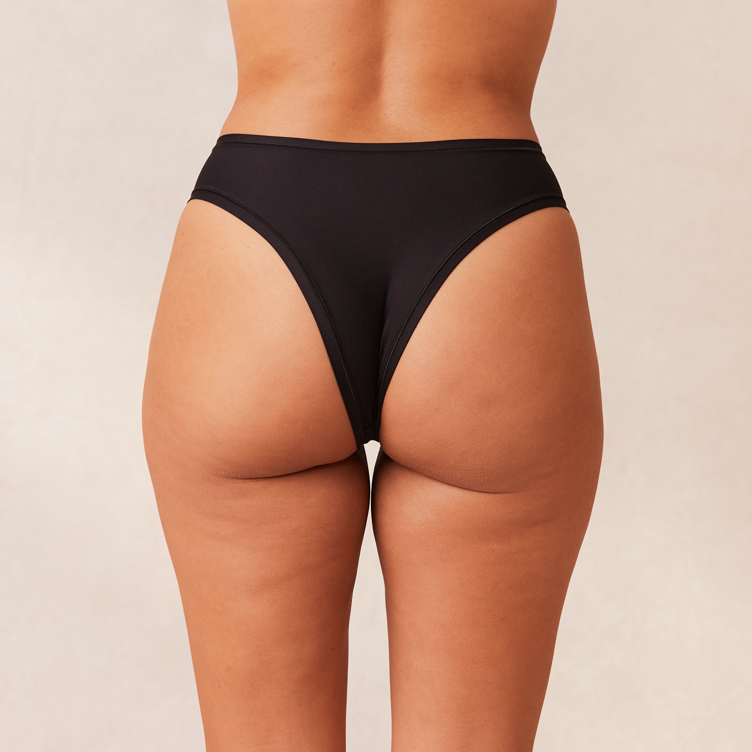 Nude Brasilian Trosor (3-Pack) | Samaria & Tatiana, S