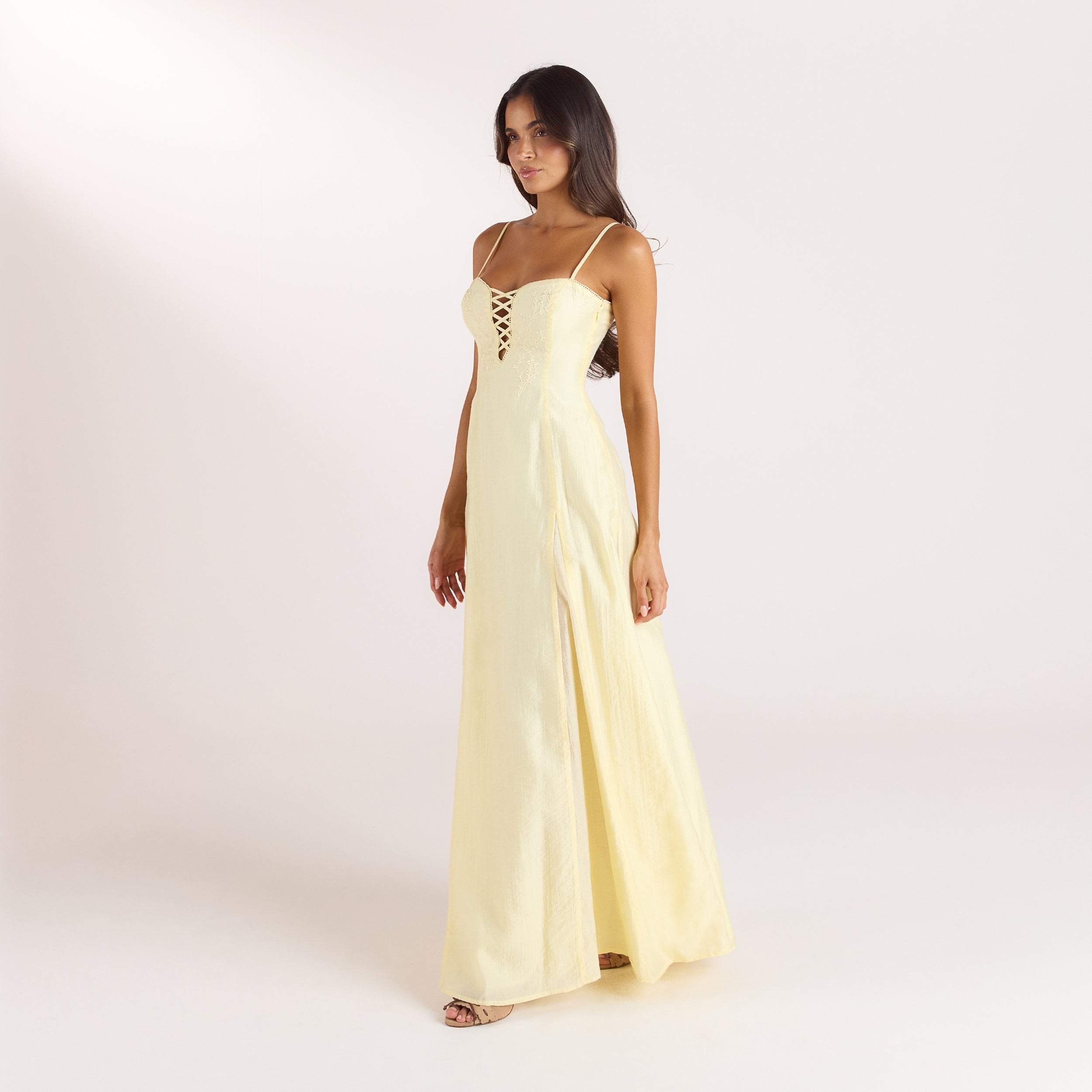 Embroidered Lace-Up Maxiklänning | Embroidered Lace-Up Maxiklänning - Citrongul