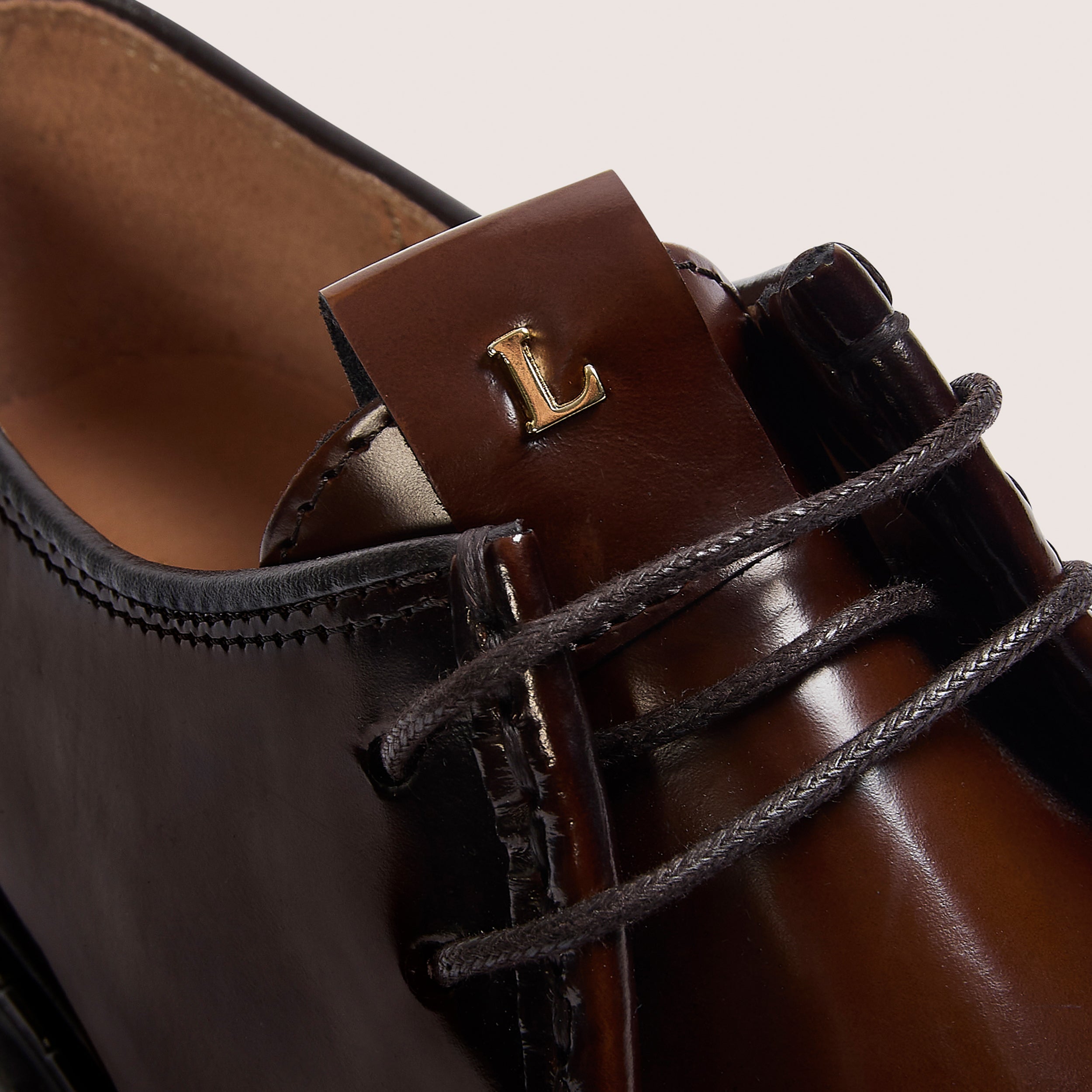 Etta Snörade Chunky Loafers | Etta Snörade Chunky Loafers - Tan