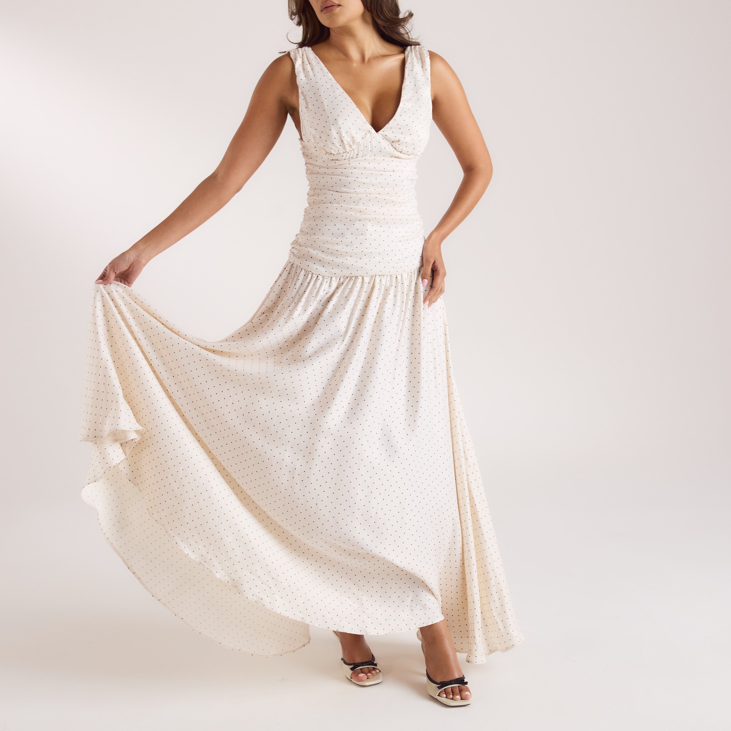 Cupro Blend Maxiklänning | Cupro Blend Maxiklänning - Vit med polkaprickar
