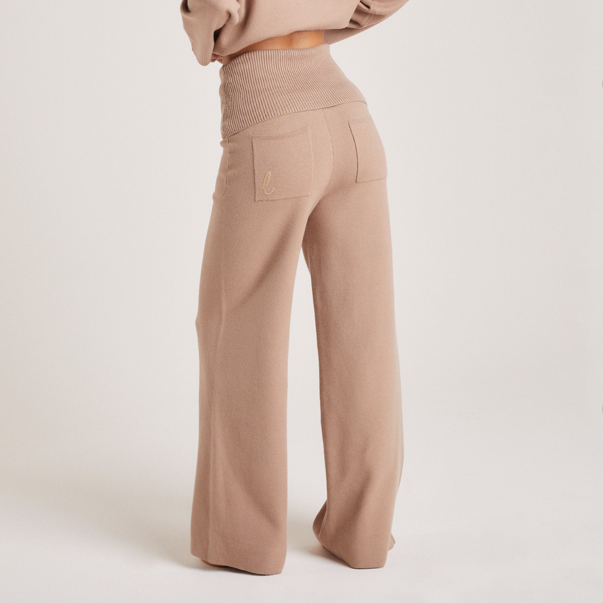 Stickade Byxor | Knitted Trousers - Mink