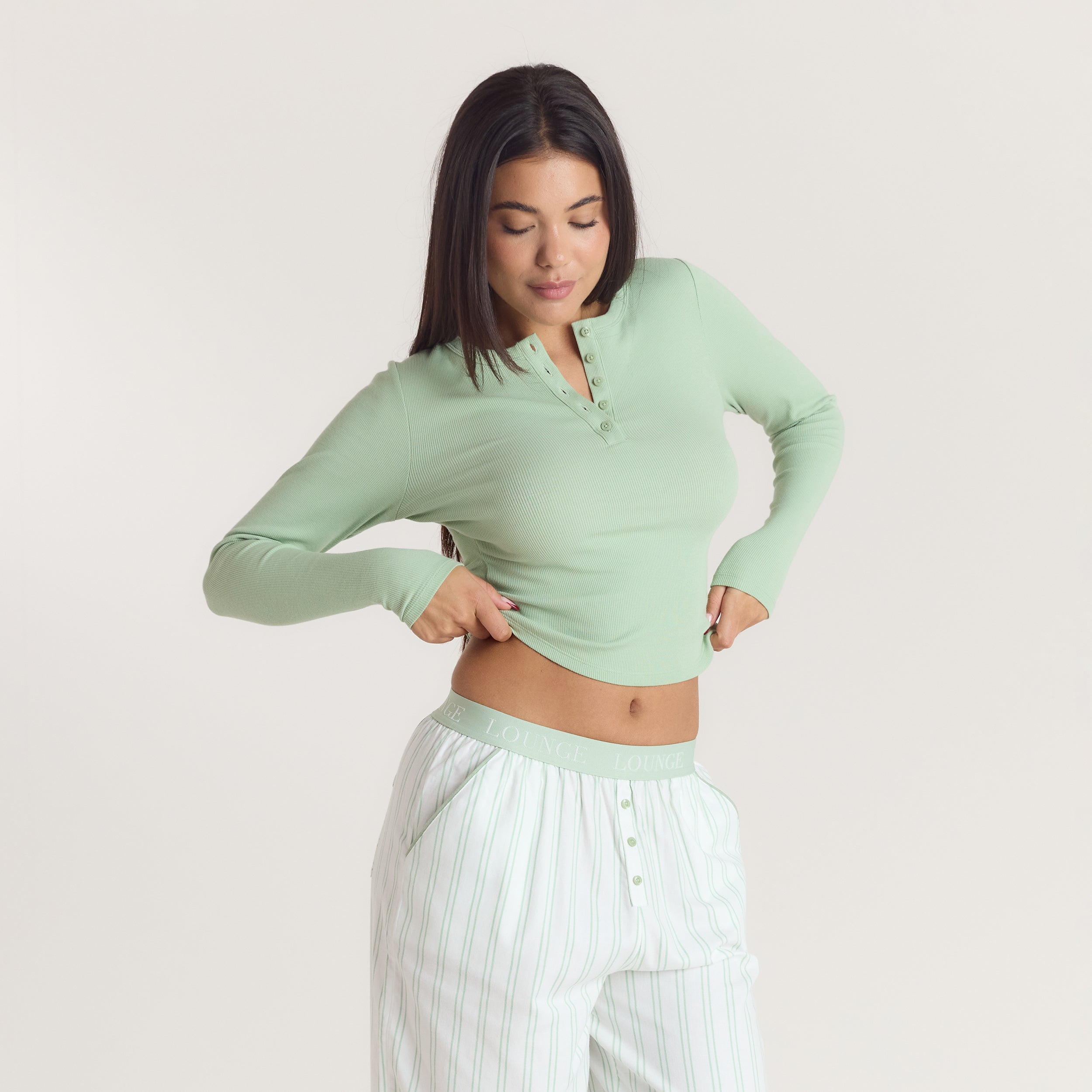 Mistletoe Henley Pyjamatopp | Mistletoe Henley Pyjamatopp - Salviagrön